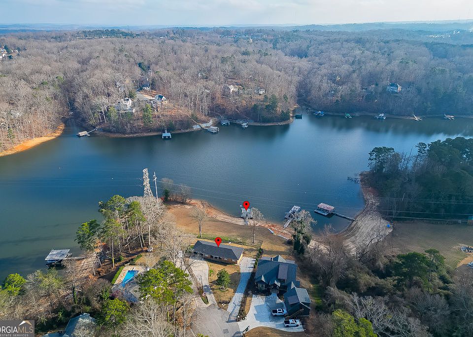 1st image of 3104 Emerald Cir