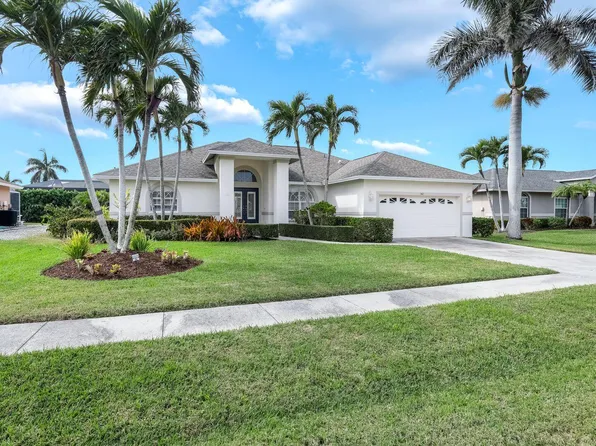 142 Saxon St, Marco Island, FL 34145