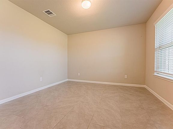 2nd image of 29614 Juniper Ct