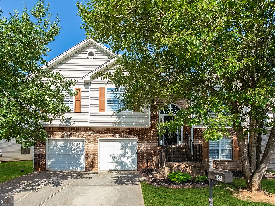 1st image of 835 Ashton Oak Cir