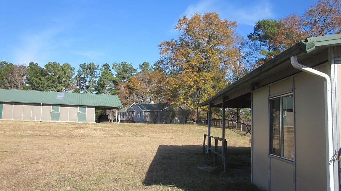 1087 Lakebay Rd, Vass, NC 28394 Zillow