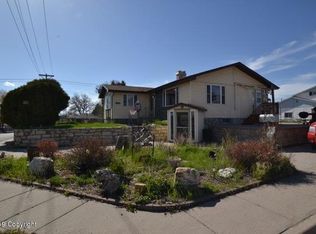 1105 Birch St, Newcastle, WY 82701