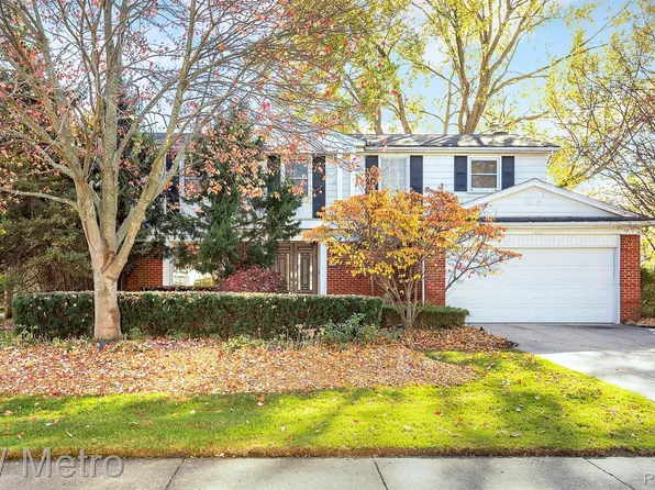 21599 Virginia St, Southfield, MI 48076