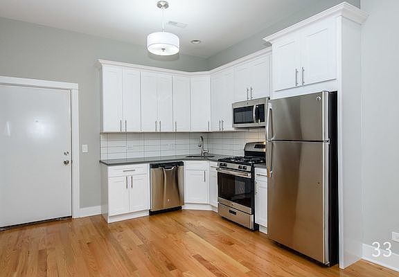 3rd image of 2121 W Chicago Ave APT 3R