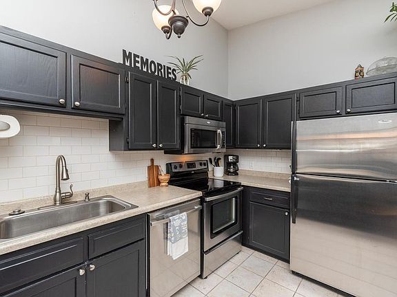 4th image of 1176 Aston Cir