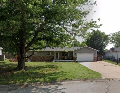 300 E Valley View St, Derby, KS, 67037