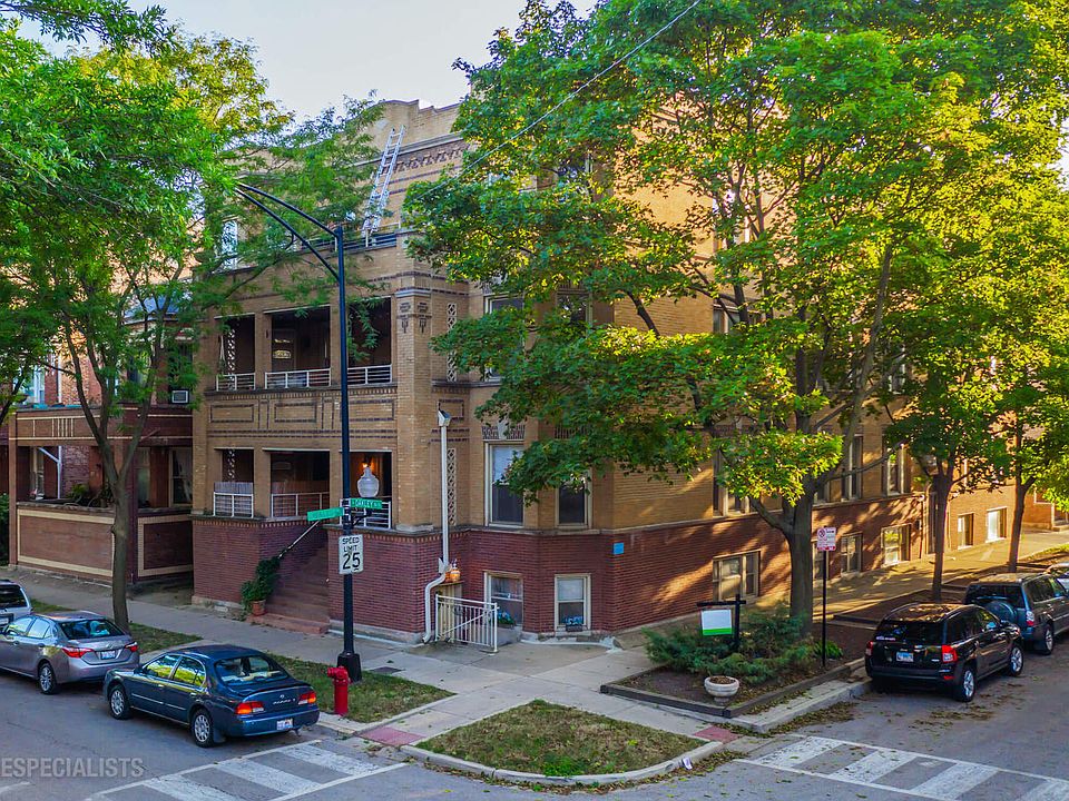 1st image of 922 N Oakley Blvd #1W