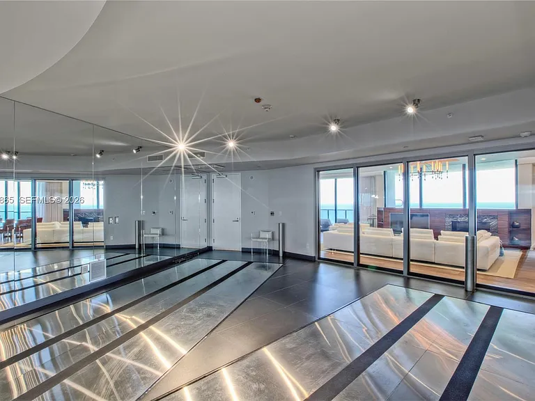 18555 Collins Ave #2601 — Photo 31