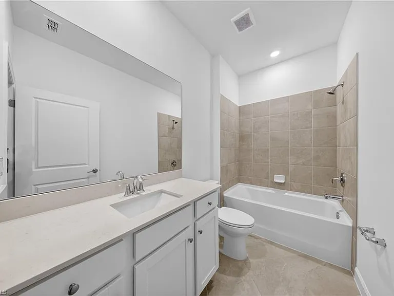 20559 Hazelnut Ct S — Photo 13