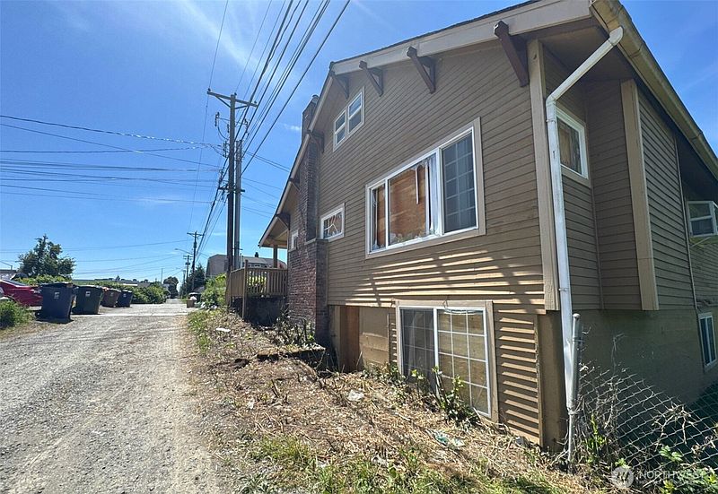 4th image of 1115 S 18th Street