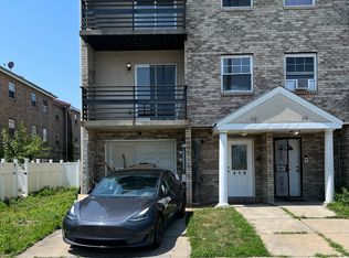 450 Sapphire St APT 1, Brooklyn, NY 11208