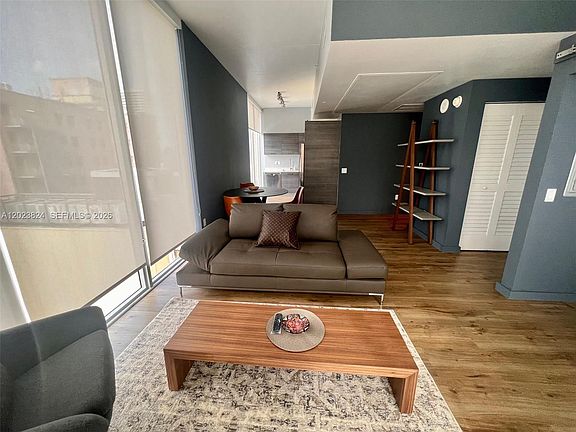2nd image of 151 SE 1st St APT 810