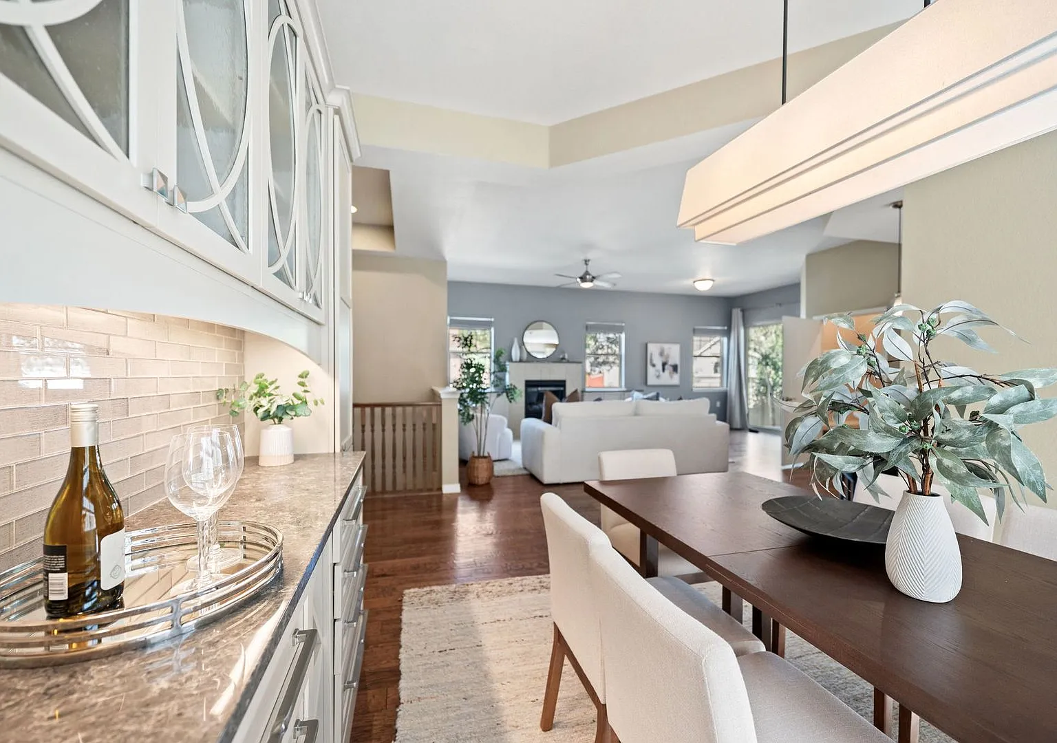 Charming 4 Bedroom, 3 Bath Steel Ranch Patio Home — Photo 4