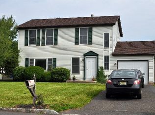 944 E Lincoln Ave, Piscataway, NJ 08854