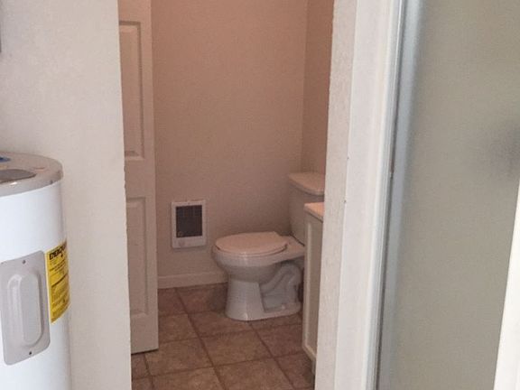 4th image of 505 S High St APT 6
