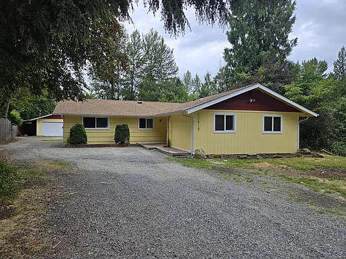 20618 Kelly Lake Rd E Photo 1