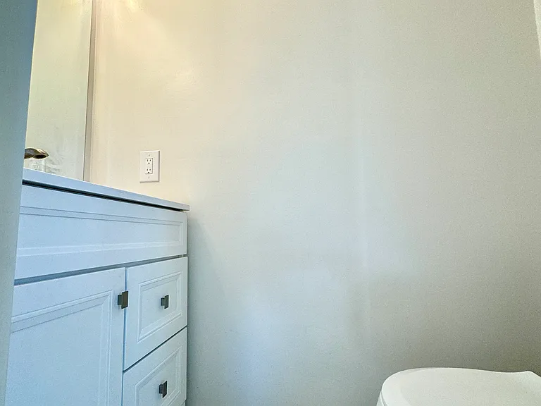 35 Lathrop Ave #3 — Photo 22
