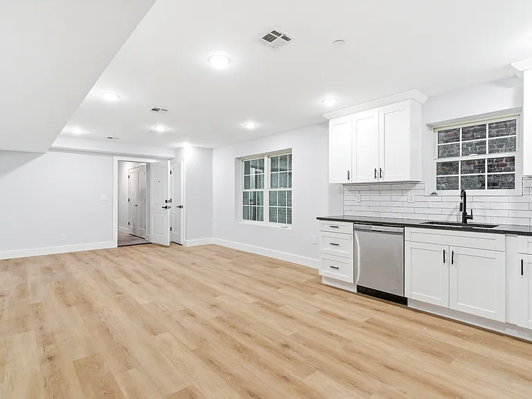 129 Mount Pleasant Ave #1 — Photo 12
