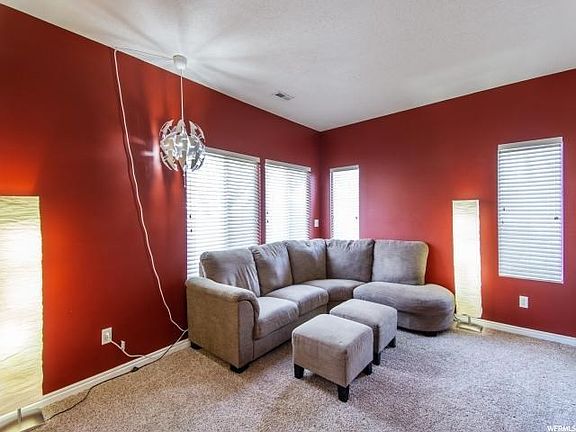 4th image of 1560 W Alsace Way