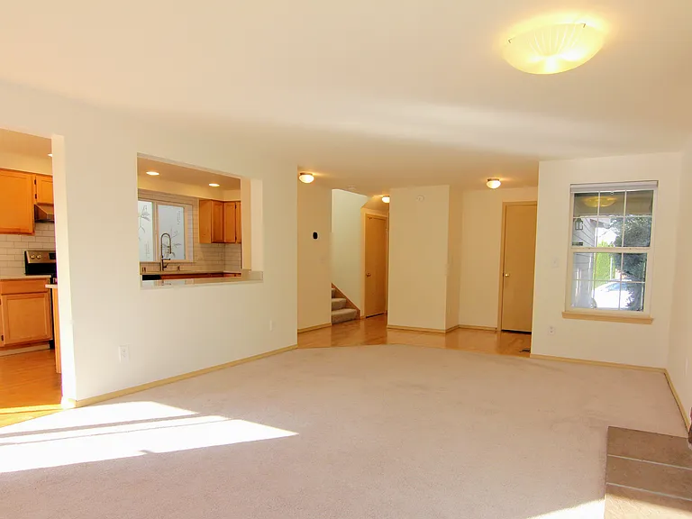 11441 SE 195th Pl — Photo 7