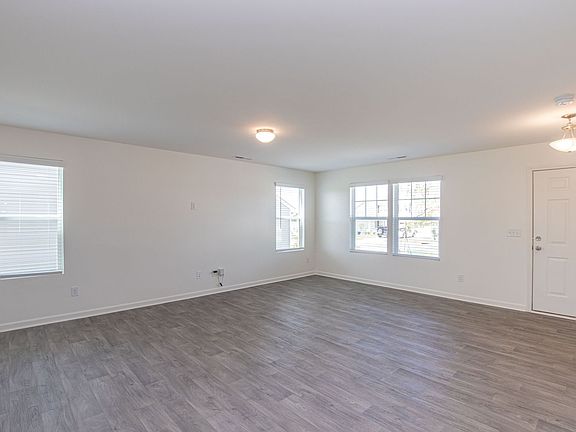2nd image of 170 Parkmont Dr