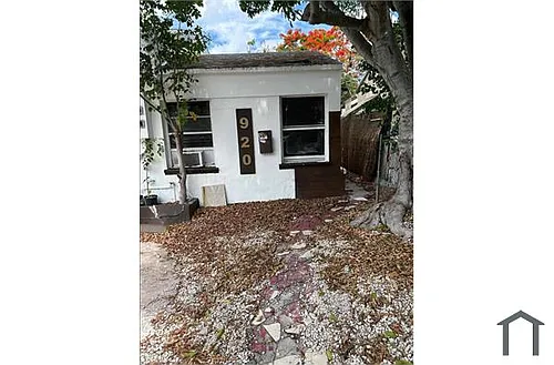 920 SW 9th Ave Photo 1 920 SW 9th Ave Photo 1