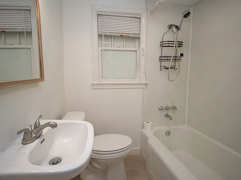 314 Ravenel St — Photo 9