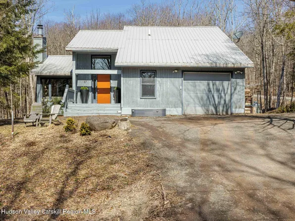 187 Wanatuska Court, Middletown, NY 12465