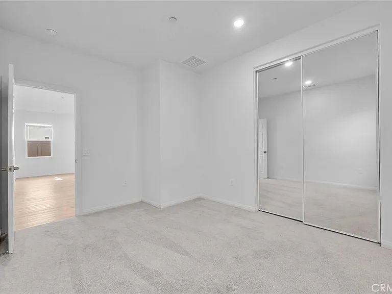 4688 Florence Dr — Photo 15