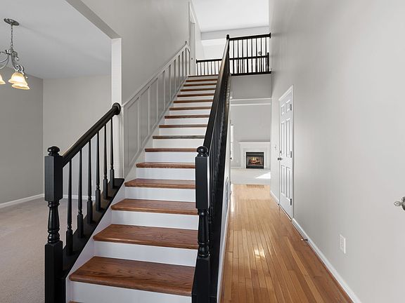 4th image of 3207 Nolen Ln