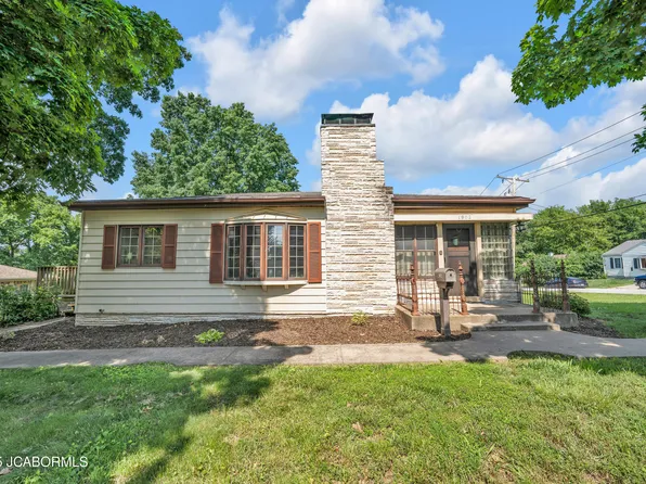 1902 Green Berry Rd, Jefferson City, MO 65101