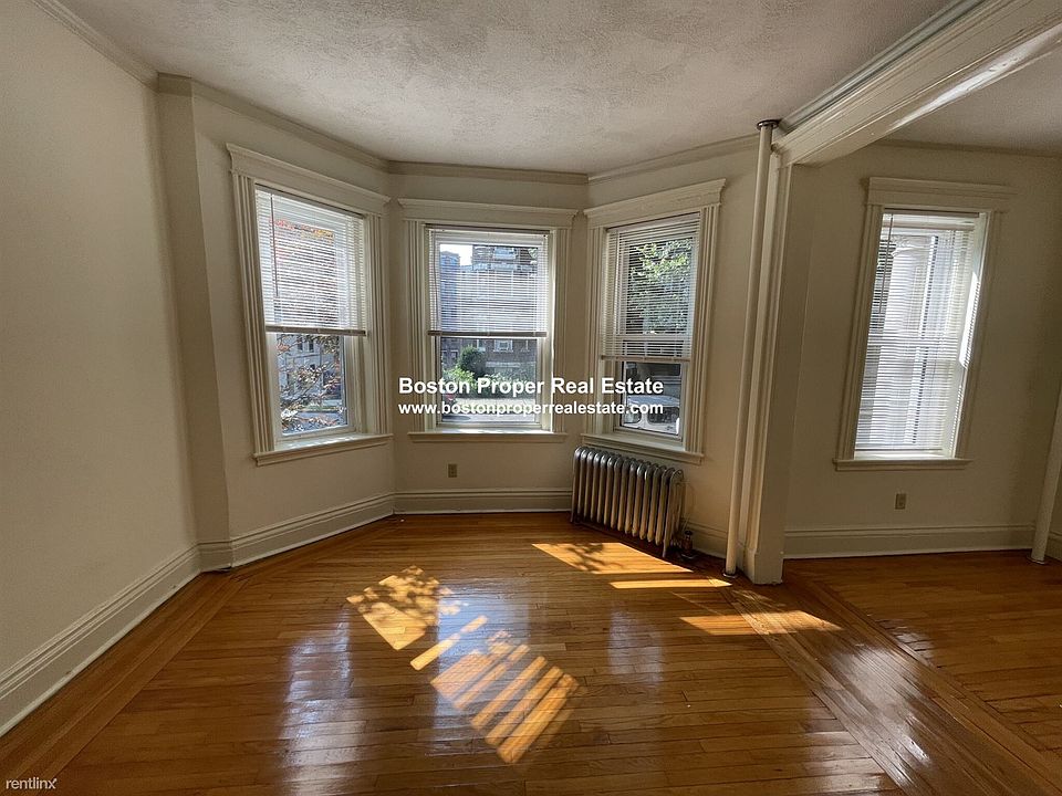 15 Queensberry St. #5 Boston - Fenway Unit Photo 2