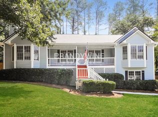 12 Sherwood Forest Dr, Douglasville, GA 30134