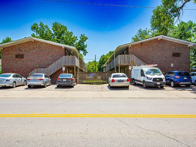 4153-4157 Hamilton St — Photo 12