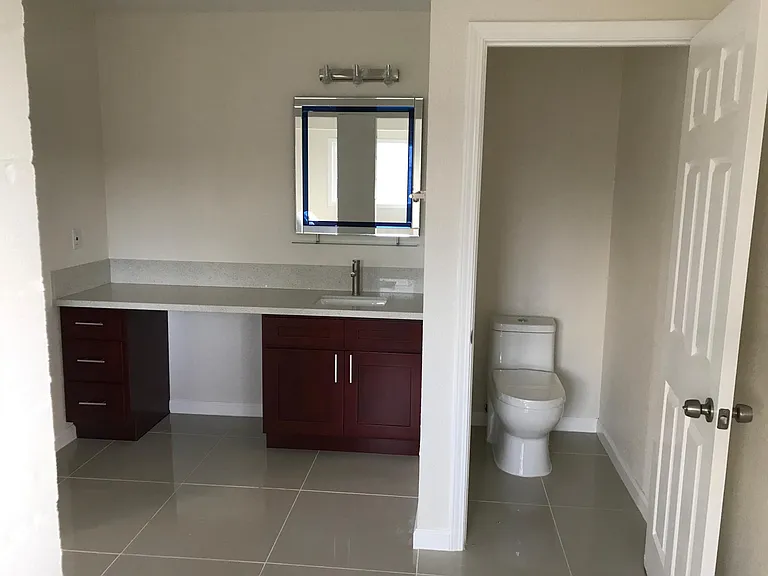 Half Bath in 2nd bedroom