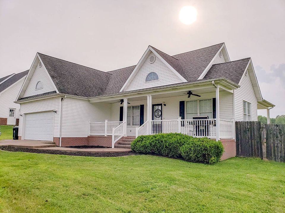 1st image of 308 Hickory Dr