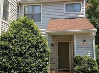 6111 Sunpointe Dr APT 103, Raleigh, NC 27606