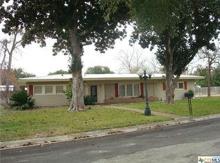 1328 Keller Ln, Seguin, TX 78155