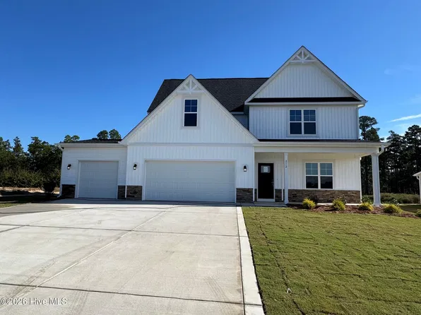 212 Holden Lane, Aberdeen, NC 28315