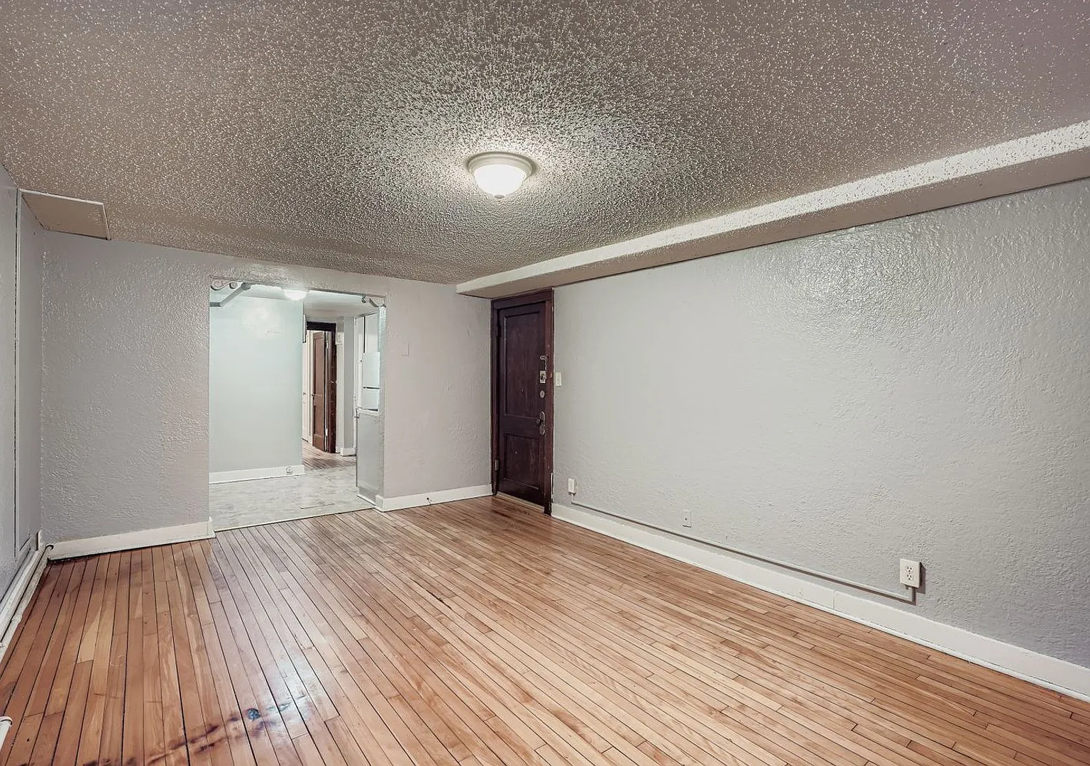 711 Grand Ave — Photo 2