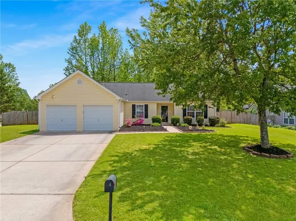 11 Fern Leaf Ct, Dallas, GA 30157