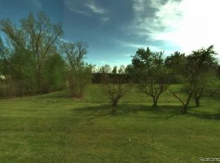 0 Florence St, Westland, MI 48185