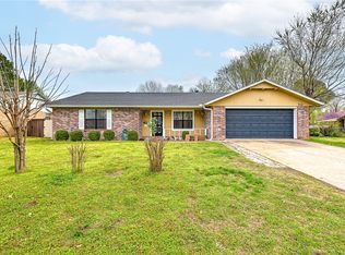 713 S Biscay Ln, Rogers, AR 72758