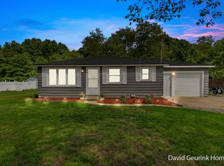 2556 142nd Ave, Holland, MI 49424