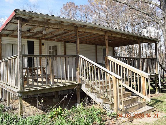 3rd image of 12366 Horseshoe Lake Rd