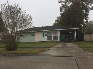 1934 Farmington Pl, Gretna, LA 70056