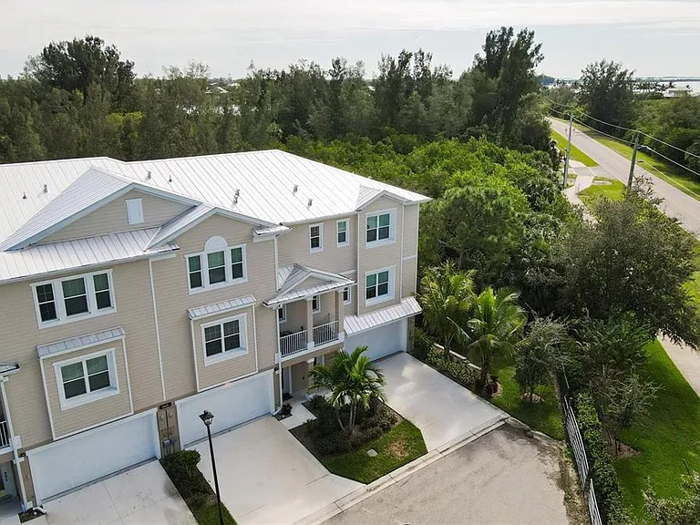 10425 Pilothouse Cir #131 — Photo 11