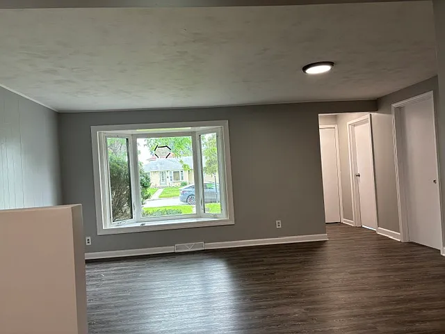 4710 W 88th Pl — Photo 20
