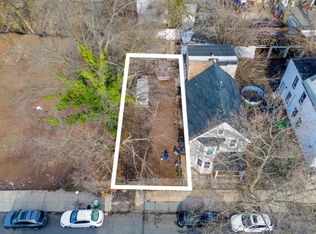 343 S 10th St, Newark, NJ 07103