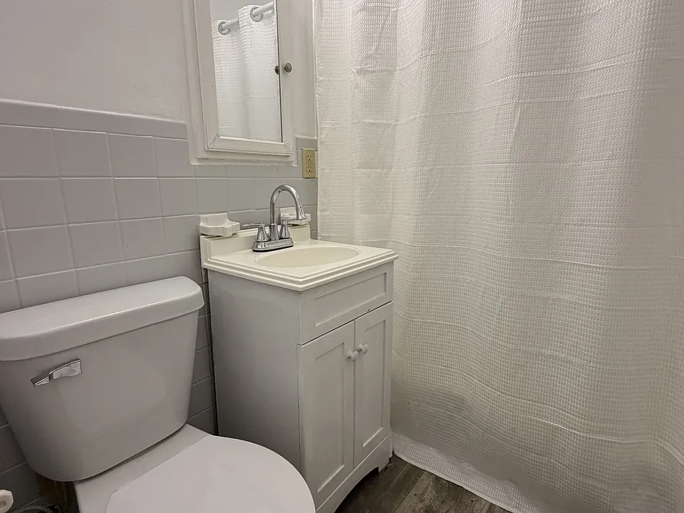 417 N Dixie Way #2